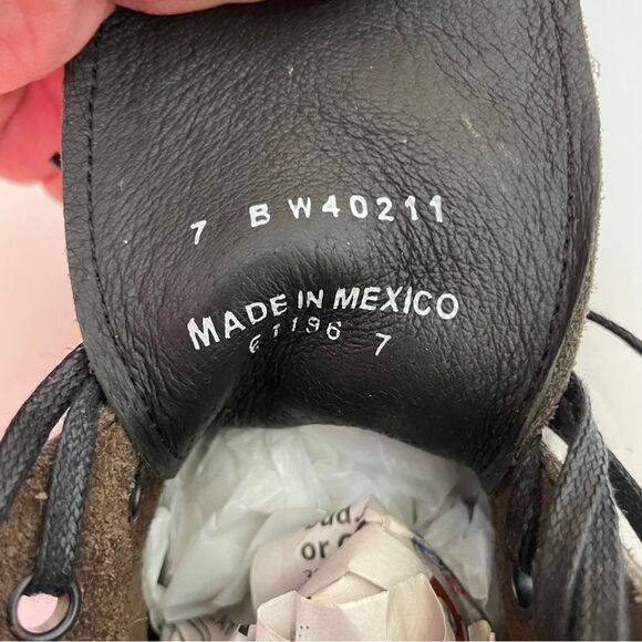 WOLVERINE MARCELLE 1000 MILE BOOTS IN‎ BLACK AND BROWN LEATHER - Picture 8 of 9